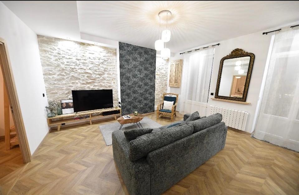 Carnot Place Bourgoin-Jallieu Zewnętrze zdjęcie